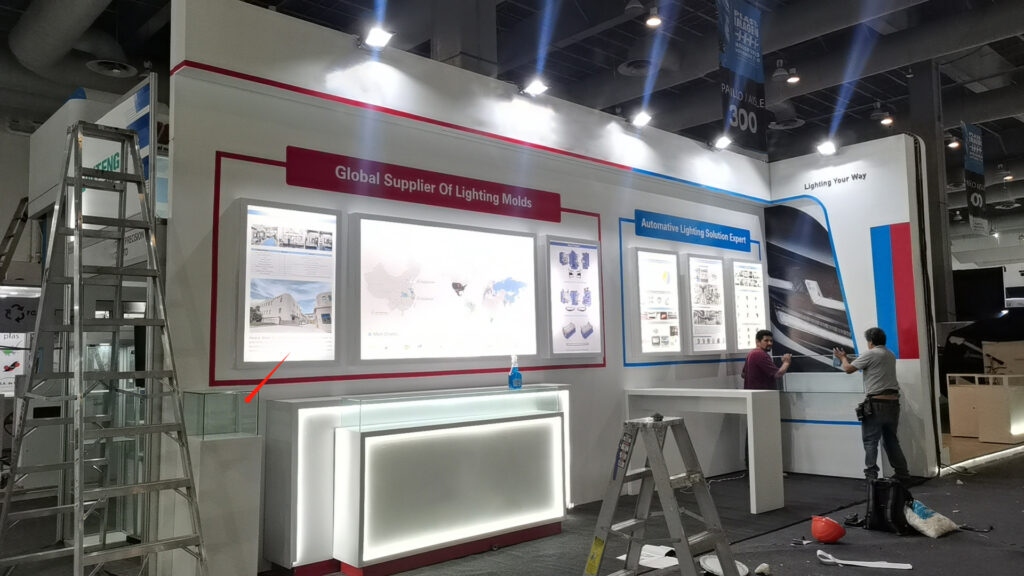墨西哥国际塑料机械展PLASTIMAGEN展台搭建现场图